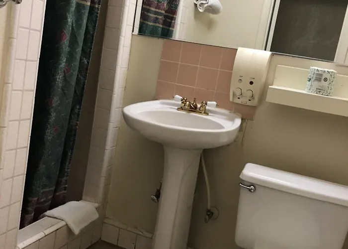 Motel Budget 2*